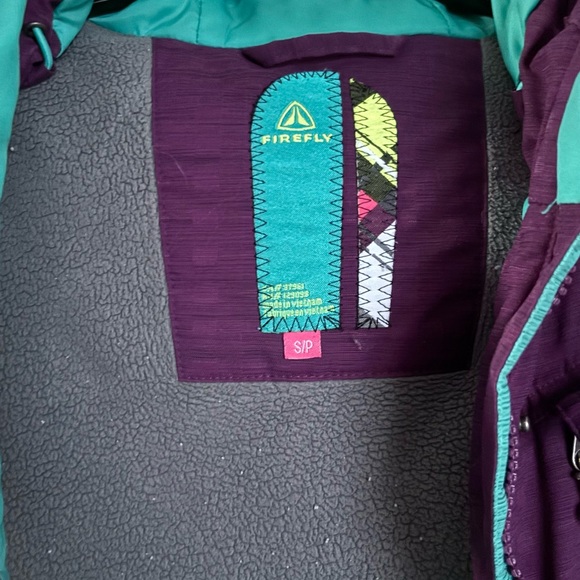 Snowboard Jacket - Picture 3 of 5